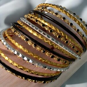 Elegant Gold and Black Bangle Set